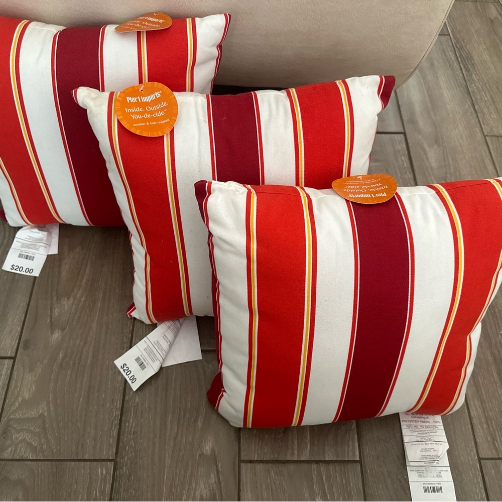 Pier 1 imports,( set 3)outdoor cushions